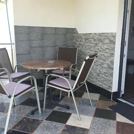 Apartments Mateo Lopar Exterior photo